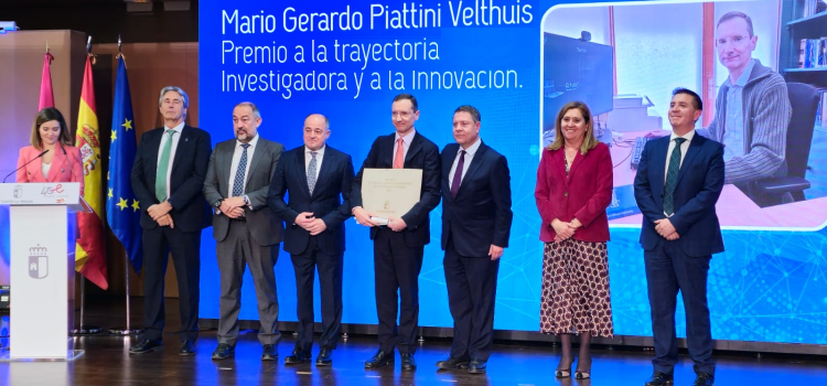 Mario Piattini, “Award of Castilla-La Mancha for the research and innovation trajectory”